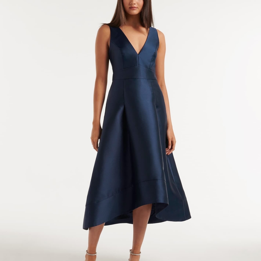 Ever New Lydia V-Neck Prom Dress